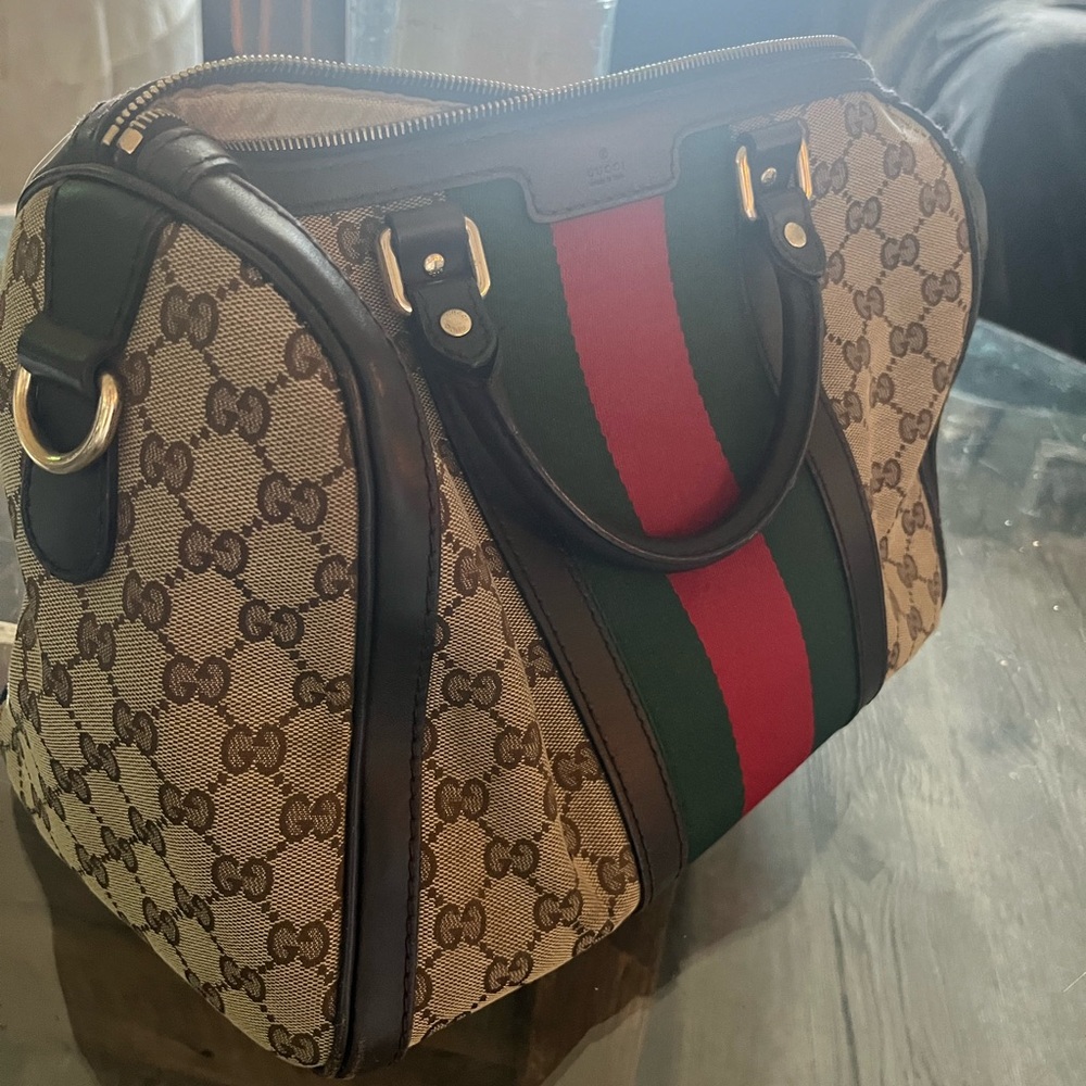Authentic - Gucci - image 1